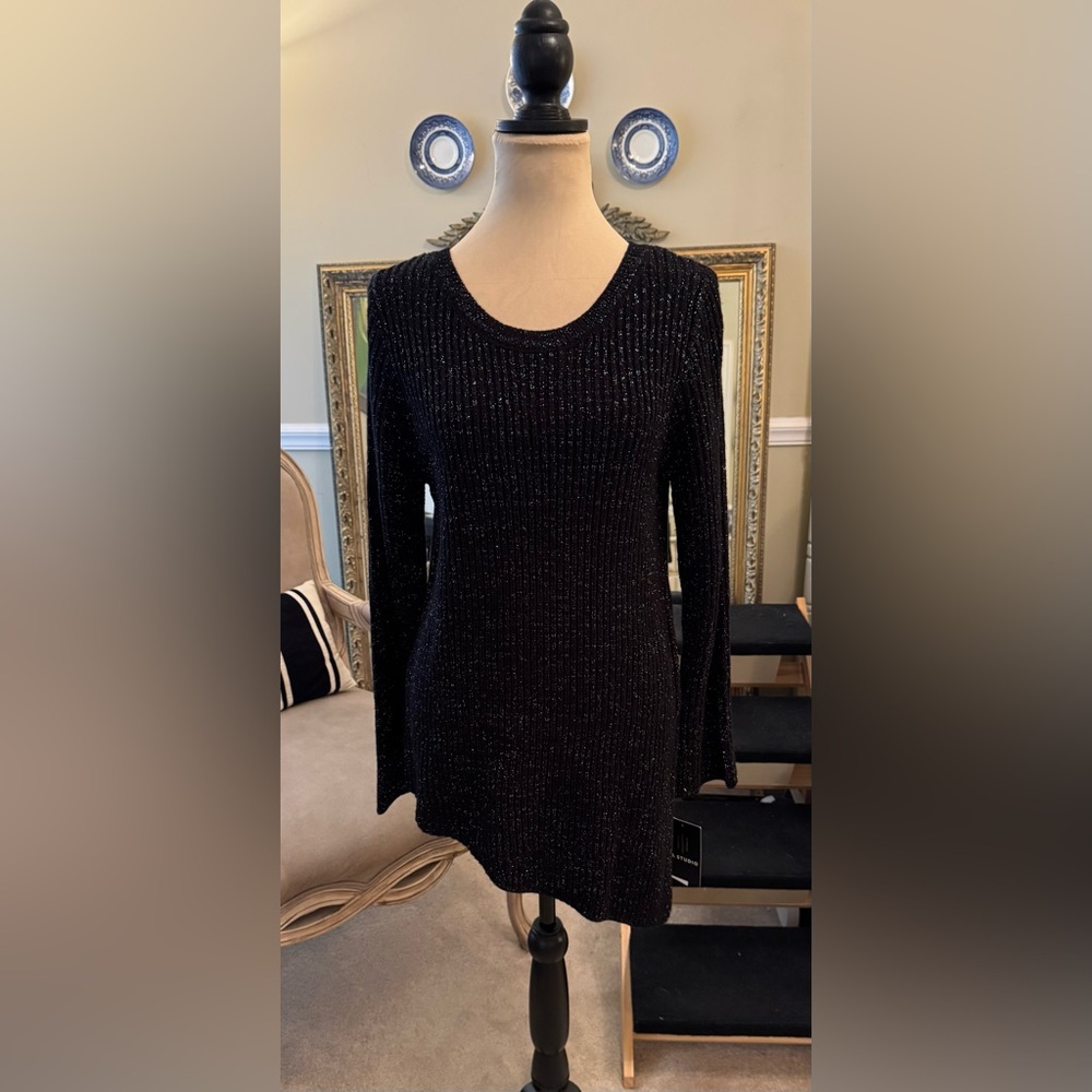 I.N. Studio Black w/silver threads, Long Sleeve Sweater, Lg, NWTS